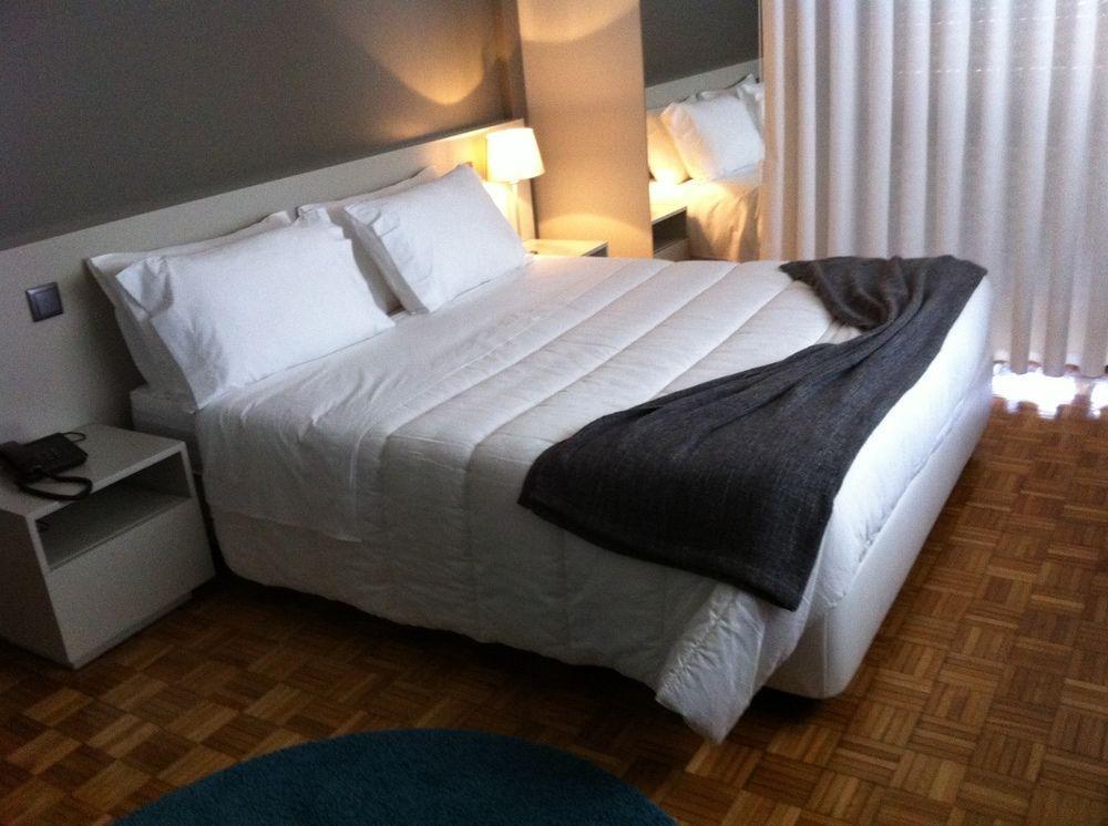 Hotel Do Paco By Vimahotels Guimarães Exteriör bild